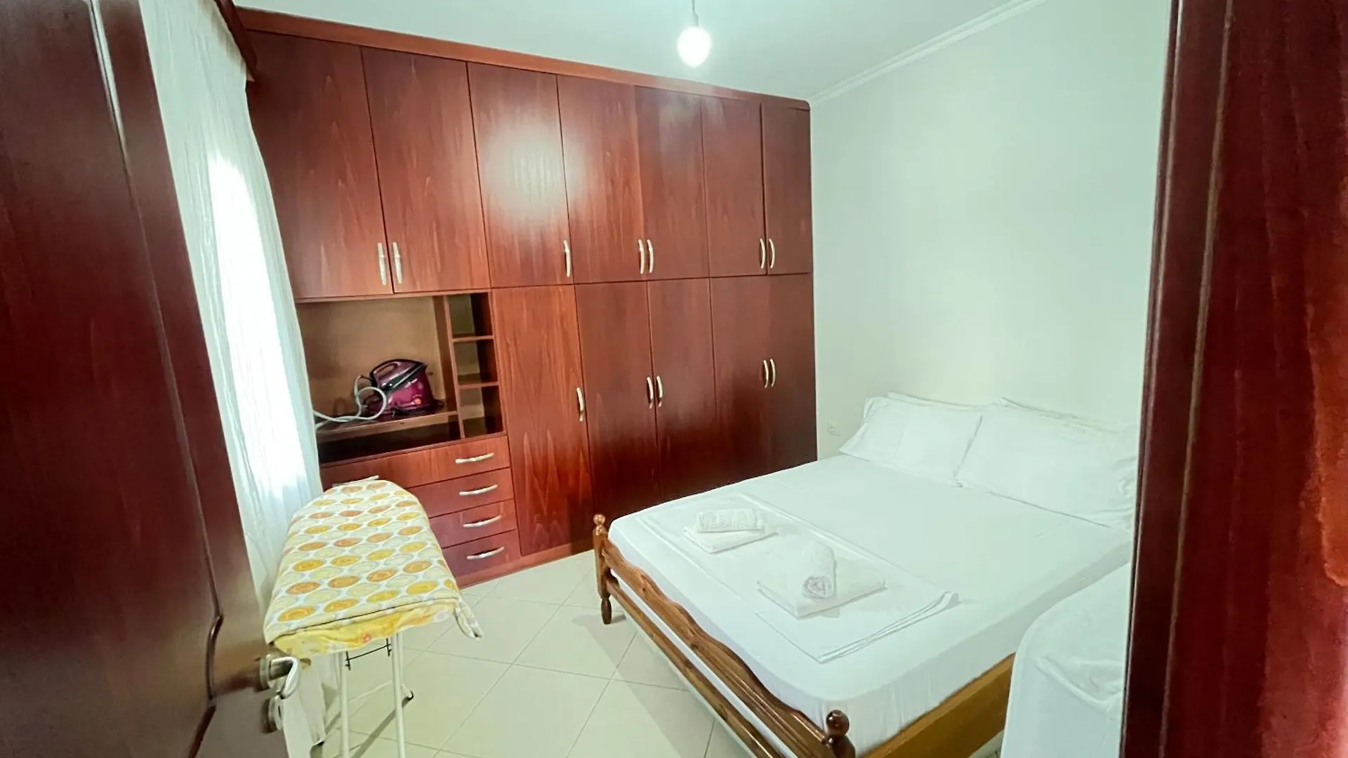 1-Bedroom Condo With Free Parking On Premises Sarande Apartment